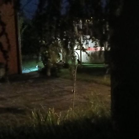 Apartmán Il Borgo Dei Pini Vinci Exteriér fotografie
