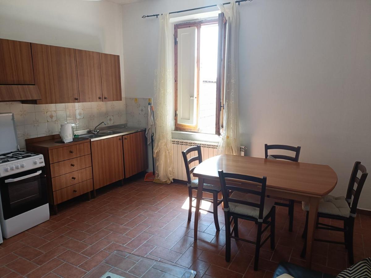 Apartmán Il Borgo Dei Pini Vinci Exteriér fotografie