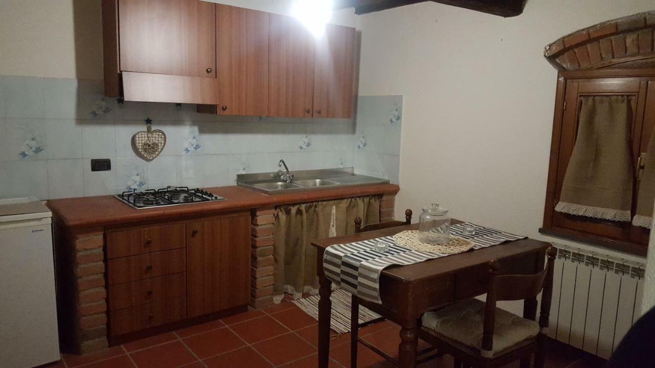 Apartmán Il Borgo Dei Pini Vinci Exteriér fotografie