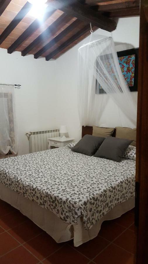Apartmán Il Borgo Dei Pini Vinci Exteriér fotografie