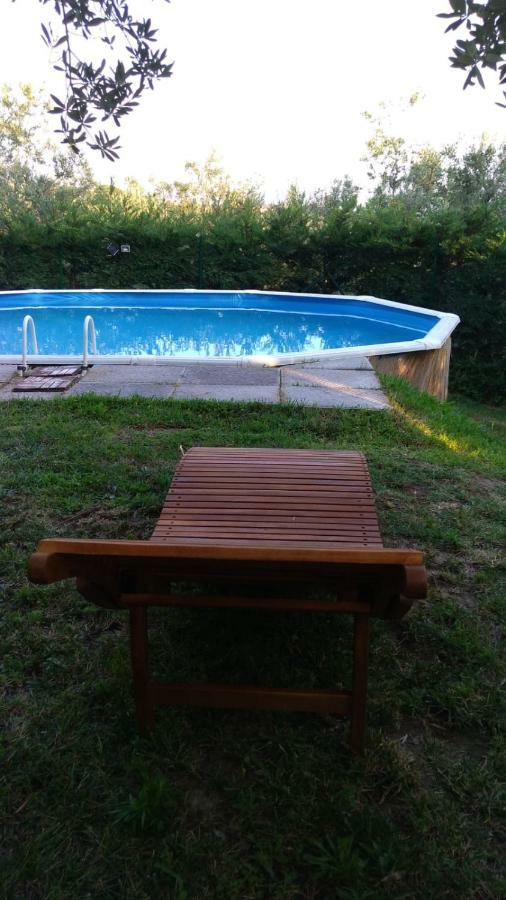 Apartmán Il Borgo Dei Pini Vinci Exteriér fotografie